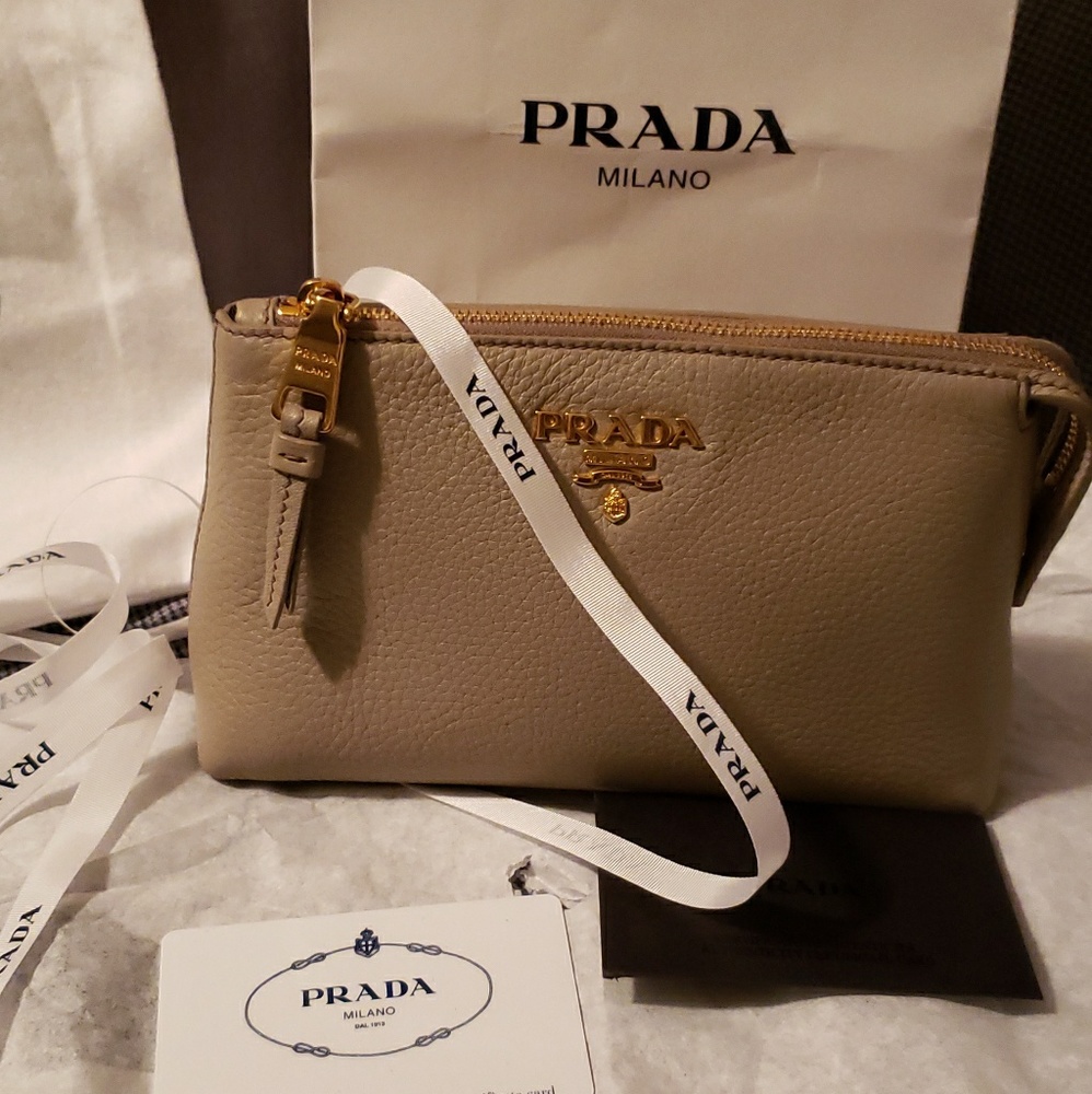 *SOLD ❤Auth PRADA leather cosmetic pouch bag